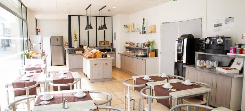 拉尼永市中心火车站布里特舒适酒店(Brit Hotel Confort Lannion Centre Gare)图片