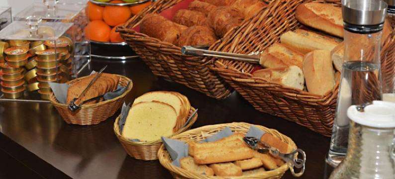 阿讷马斯杜中心酒店(Hôtel du Centre Annemasse)图片