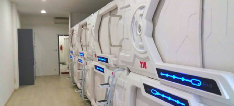 万隆加特苏沙克提胶囊旅馆(Shakti Capsule Gatsu Bandung)图片