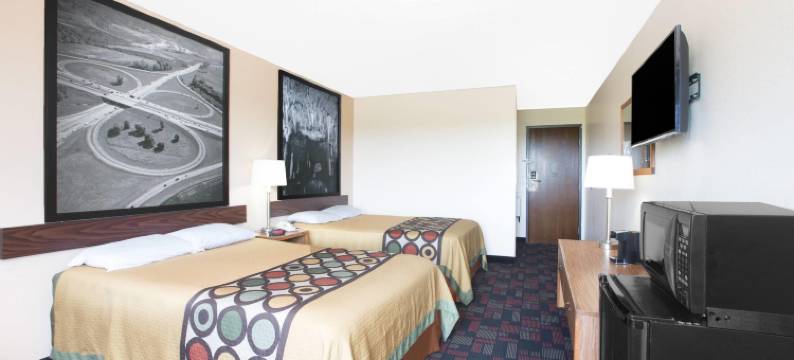 布恩维尔速8酒店(Super 8 by Wyndham Boonville)图片