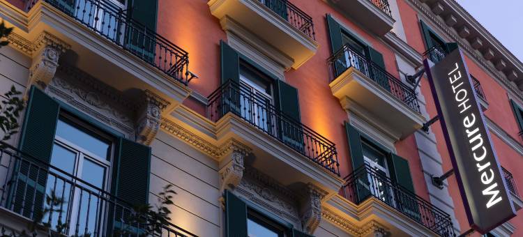 安吉奥诺那不勒斯中心美居酒店(Mercure Napoli Centro Angioino)图片