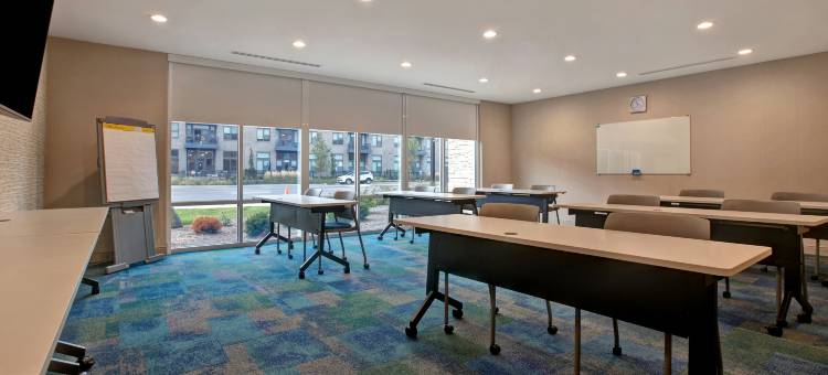 印第安纳波利斯卡梅尔希尔顿惠庭套房酒店(Home2 Suites by Hilton Carmel Indianapolis)图片