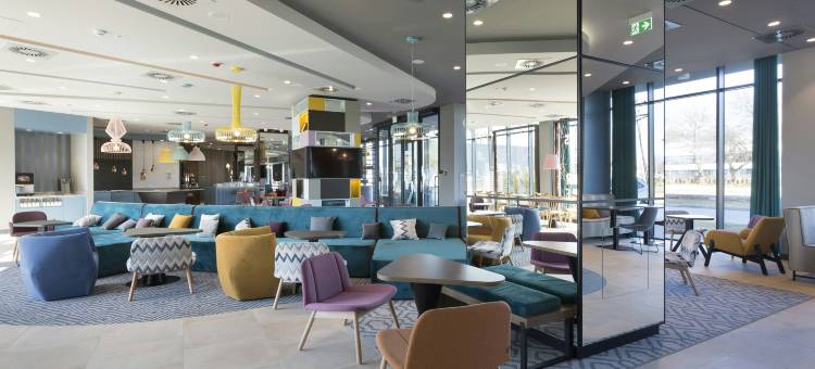 克拉科夫机场希尔顿欢朋酒店(Hampton by Hilton Krakow Airport)图片