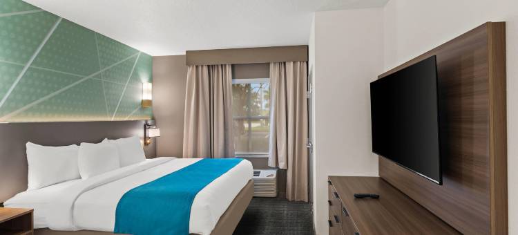 维洛海滩I-95号舒适套房酒店(Comfort Suites Vero Beach I-95)图片