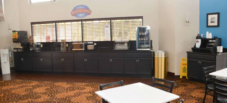 桑蒂温德姆呗盟酒店(Baymont by Wyndham Santee)图片