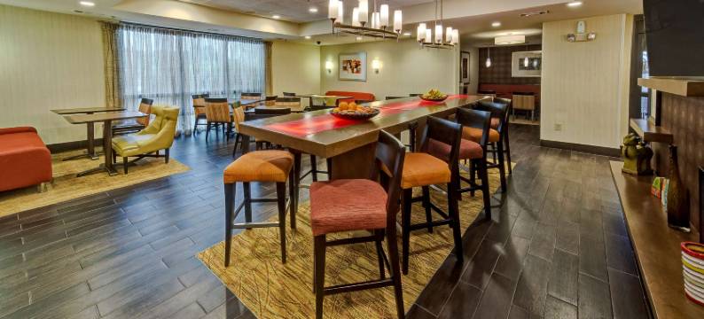 希尔顿欢朋酒店-休斯敦湾城(Hampton Inn Houston-Baytown)图片