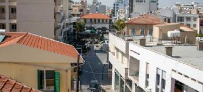 拉基斯庭院公寓(Lakis Court)图片