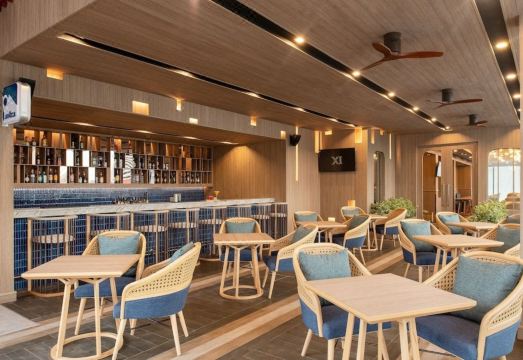 Eleven Hotel Bangkok Sukhumvit 11 Hotel Overview