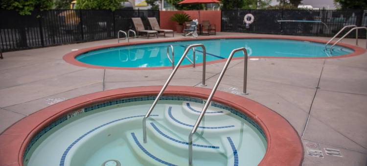阿纳海姆北部普安那公园万枫酒店及套房(Fairfield Inn & Suites Anaheim North Buena Park)图片