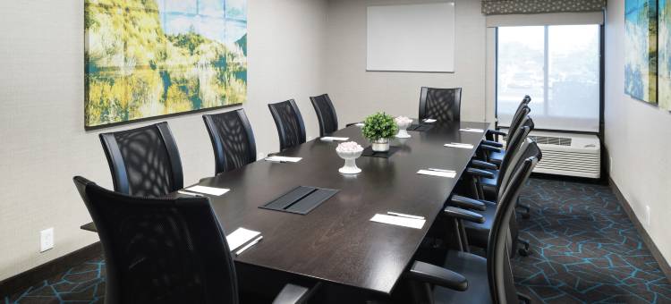洛杉矶-圣塔克拉丽塔希尔顿欢朋酒店(Hampton Inn Los Angeles Santa Clarita)图片
