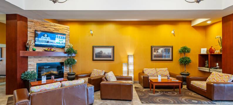 智选假日套房酒店克拉灵顿 - 鲍曼维尔(Holiday Inn Express & Suites CLARINGTON - BOWMANVILLE by IHG)图片