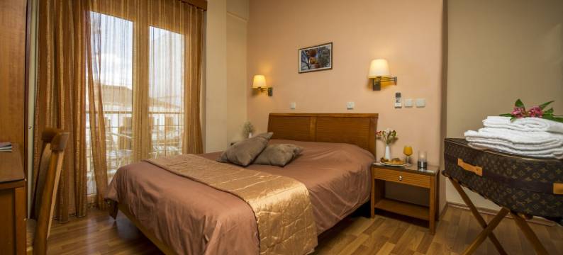 拉科尼亚酒店(Lakonia Hotel)图片