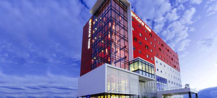 阿瓜斯卡连特斯市华美达安可酒店(Ramada Encore by Wyndham Aguascalientes)图片