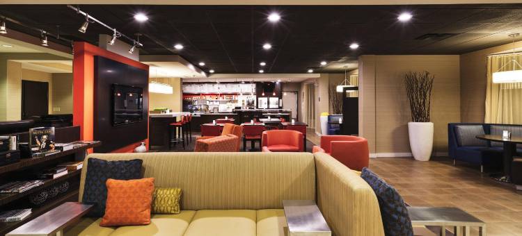 南本德米沙沃卡万怡酒店(Courtyard Mishawaka-University Area)图片