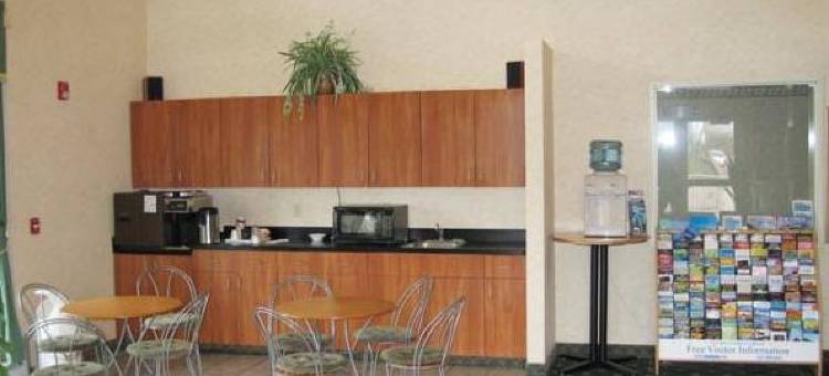 得梅因红狮套房酒店(Red Lion Inn & Suites des Moines)图片