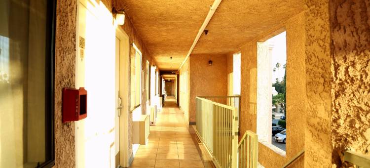 Travelodge by Wyndham Pasadena Central图片