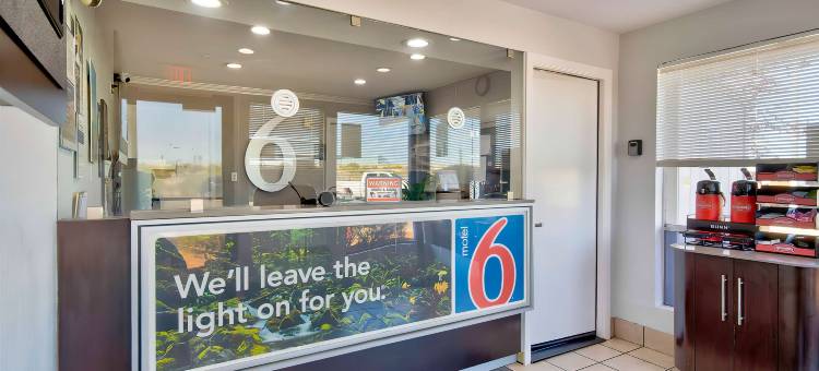 瓦列霍-六旗乐园西部6号汽车旅馆(Motel 6 Vallejo, CA - Six Flags West)图片