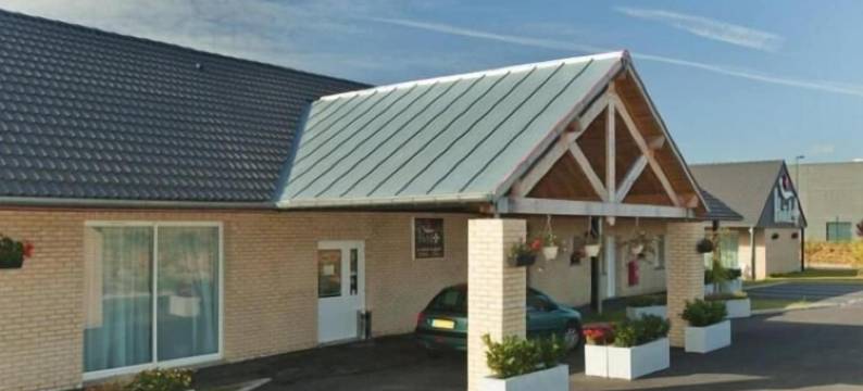 阿兹布鲁克芙蓉德蕾斯酒店(Hôtel Fleur de Lys Hazebrouck)图片