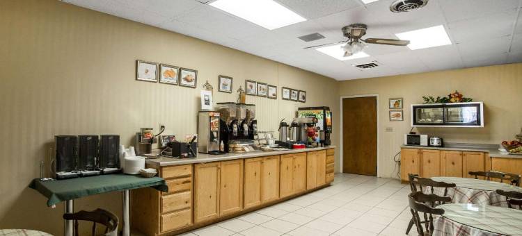 89风景路线与I-70萨利纳伊克诺旅馆(Econo Lodge Salina Scenic Route 89 & I-70)图片