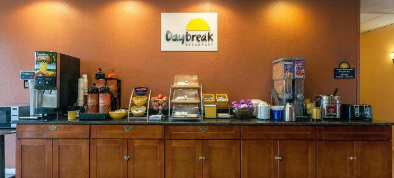 俄克拉何马城展览会戴斯酒店(Days Inn by Wyndham Oklahoma City Fairground)图片