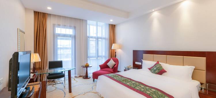 山东政协大厦维景大酒店(大明湖泉城广场店)图片