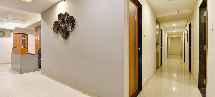 Fabhotel 哈皮内克斯酒店(FabHotel Happinex)图片