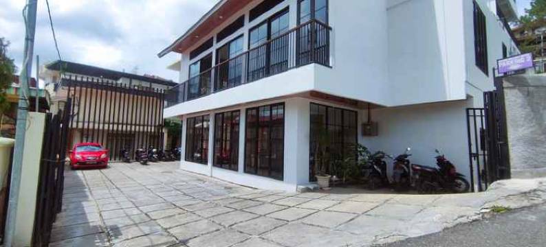 武吉丁宜画廊大酒店(Grand Gallery Hotel Bukittinggi)图片