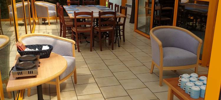 基里亚德尚蒂伊酒店(Kyriad Chantilly)图片