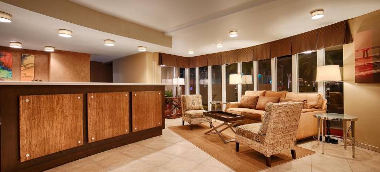 科罗拉多岛贝斯特韦斯特优质套房酒店(Best Western Plus Suites Hotel Coronado Island)图片