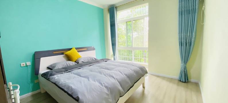 小宝公寓(虹湾路分店)图片