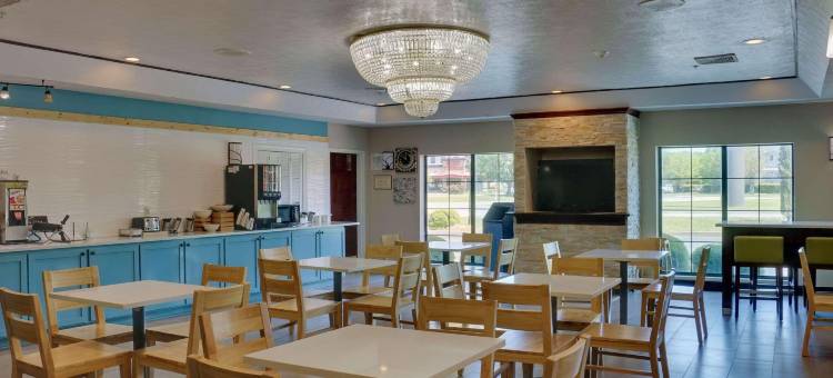 江山旅馆&套房酒店 - 萨凡纳航空(Country Inn & Suites by Radisson, Savannah Gateway, GA)图片