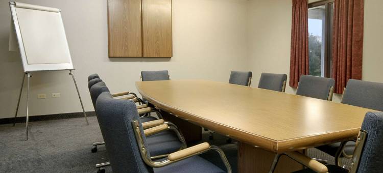 波蒂奇拉普雷里温德姆豪生酒店(Howard Johnson by Wyndham Portage la Prairie)图片