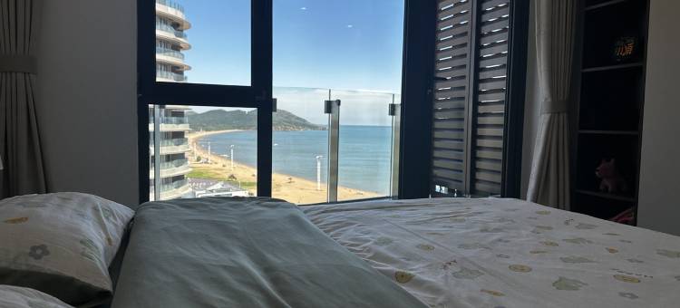 躺床上看海看日出公寓(海云路分店)图片