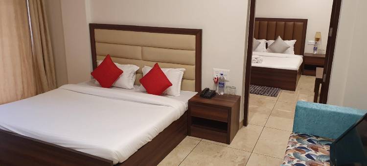 宁静套房酒店(Serene Suites)图片