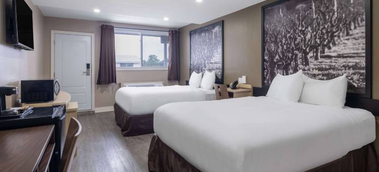 安大略尼亚加拉瀑布温德姆速 8 酒店(Super 8 by Wyndham Niagara Falls ON)图片