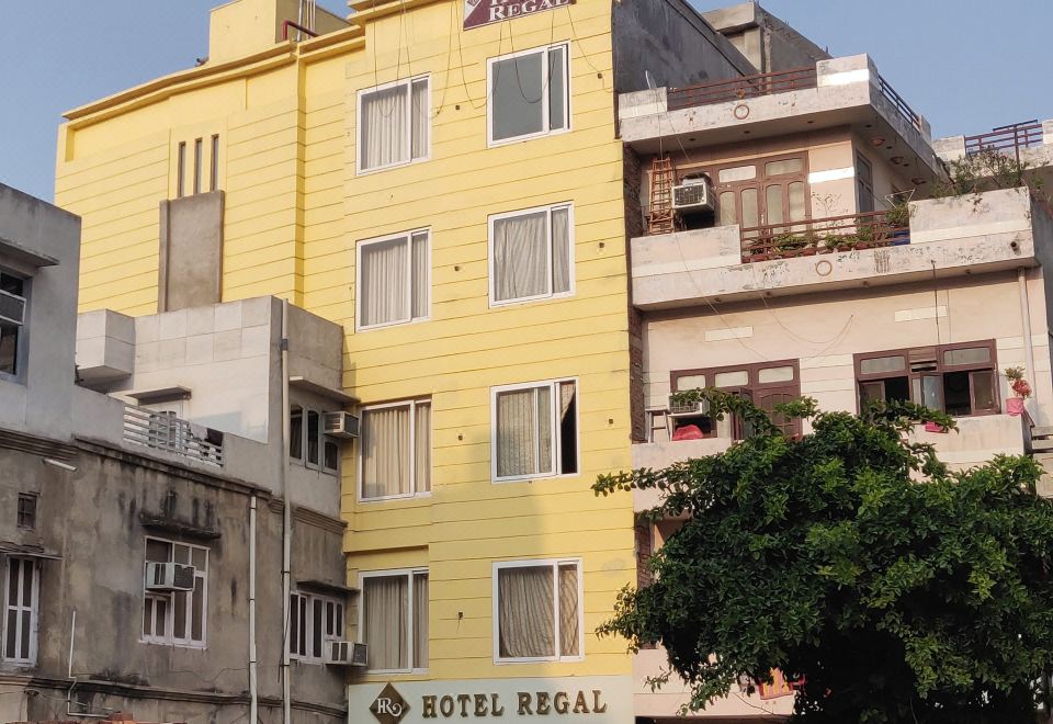 Hotel RegalOver view