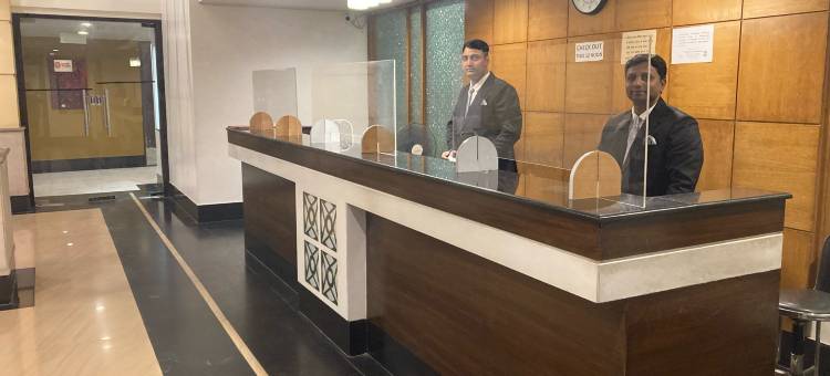 俞拉吉豪华酒店(Hotel Yuvraj DX)图片