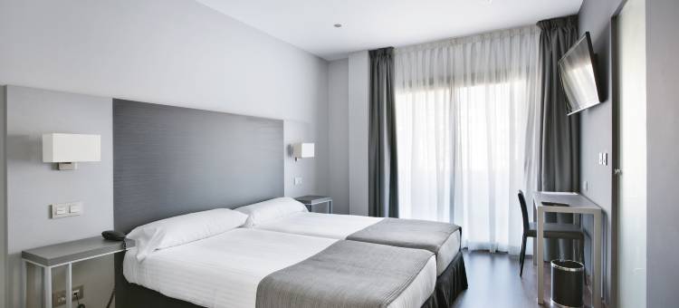 UVE阿尔考本达斯酒店(Uve Alcobendas)图片