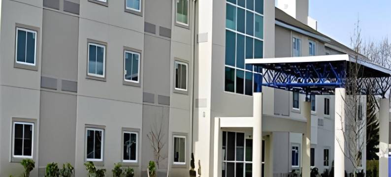 尼亚加拉瀑布东部贝斯特韦斯特SureStay Plus酒店(SureStay Plus Hotel by Best Western Niagara Falls East)图片