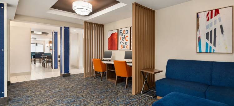 智选假日套房酒店弗雷德里克斯堡(Holiday Inn Express & Suites Fredericksburg)图片