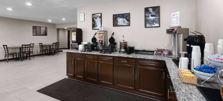 费尔蒙特速8酒店(Super 8 by Wyndham Fairmont)图片