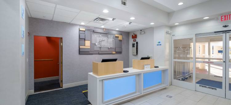 智选假日套房酒店卡尔斯巴德 by IHG(Holiday Inn Express & Suites Carlsbad by IHG)图片