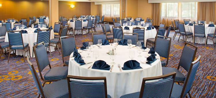 蒙特韦尔万怡酒店(Courtyard Montvale)图片