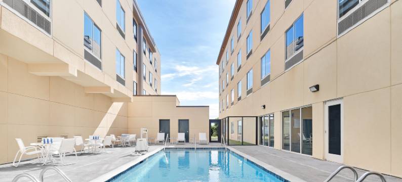 俄克拉何马城机场福朋喜来登酒店(Four Points by Sheraton Oklahoma City Airport)图片