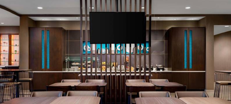 贝尔蒙特红木海岸SpringHill Suites酒店(SpringHill Suites Belmont Redwood Shores)图片