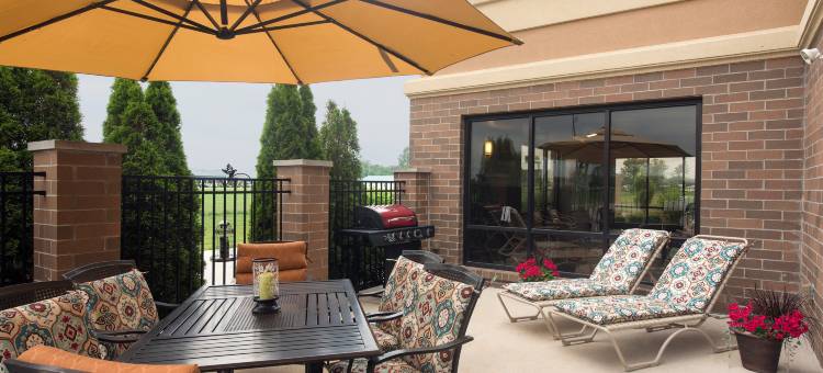 克劳福兹维尔希尔顿欢朋旅馆&套房酒店(Hampton Inn & Suites Crawfordsville)图片