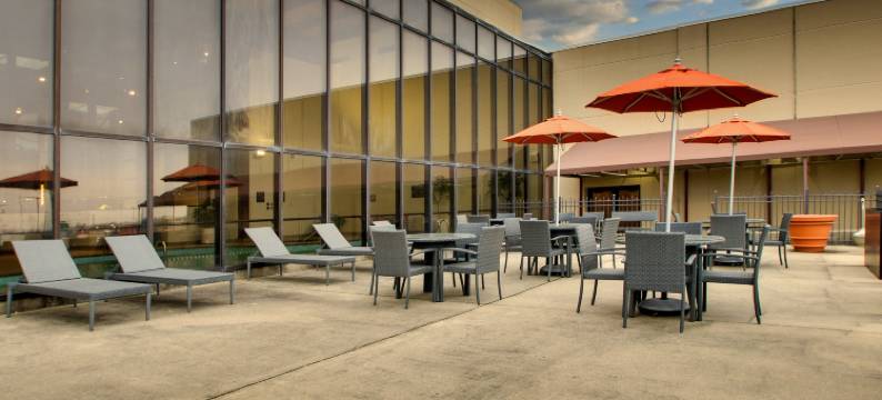 芒特弗农希尔顿逸林酒店(DoubleTree by Hilton Mt. Vernon)图片