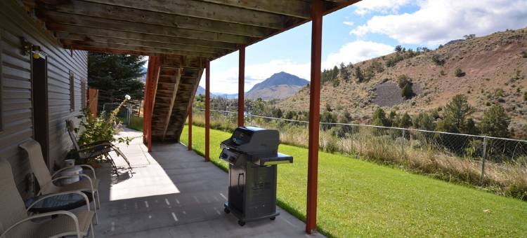 黄石河景公寓，历史牧场距黄石公园10分钟(Yellowstone River View Condos, 10 min to Yellowstone Park on Historic Ranch)图片
