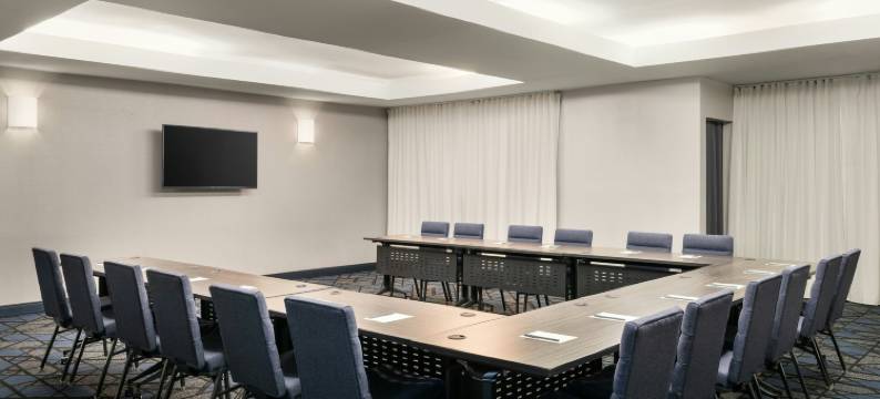 佛罗里达盖恩斯维尔万怡酒店(Courtyard Gainesville FL)图片