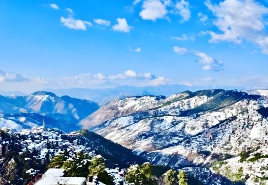 The Boho Near Mall Hotel Overview